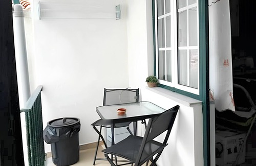 Zebreiros House | Inviting House in Zebreira with Balcony and Spa Amenities