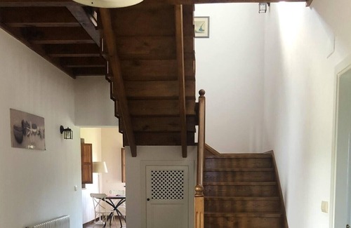 Canedo House | Homerez - Spacious house with sea view
