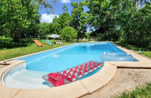 Montricoux Villa | Relaxing Villa with Private Pool and Lake View in Montricoux