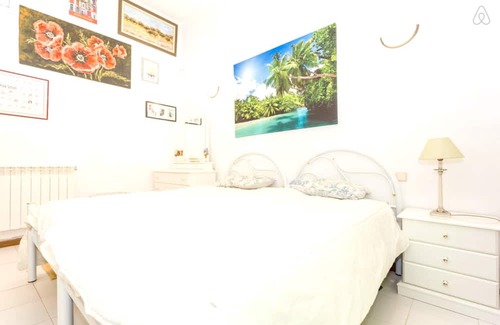 Loule Villa | Relaxing Villa with Pool Near Beach for 6 in Loulé
