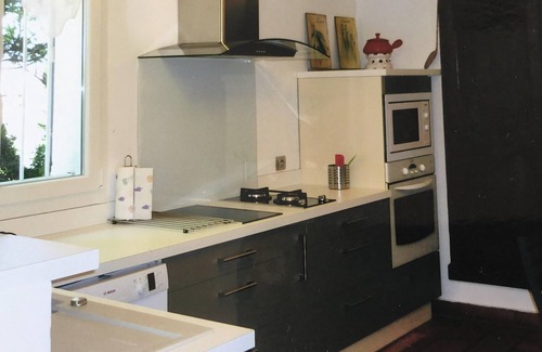 Althen-des-Paluds Villa | Homerez - Villa in Althen-des-Paluds