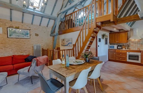 Beynac-et-Cazenac Villa | Homerez - Villa in Beynac-et-Cazenac