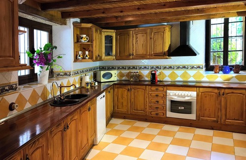 Can Trabal Villa | Relaxing Villa with Pool, Jacuzzi & Garden Near Beach