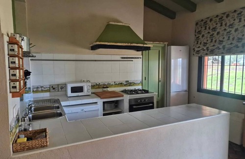 Puerto Serrano Villa | Family-Friendly Villa with Pool & Garden in Puerto Serrano