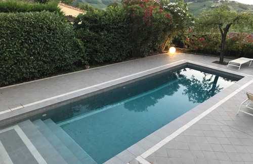 Castana Villa | Family-Friendly Villa with Pool and Garden at Ca' dei Rovati