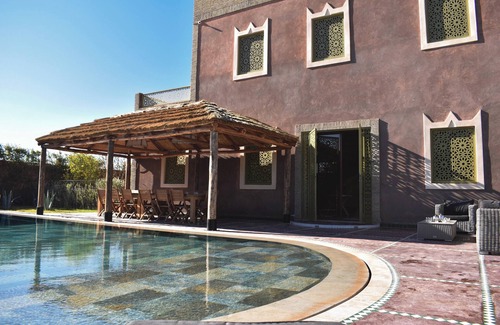 Annakhil Villa | Stunning Villa in Marrakech with Pool and Spa Amenities