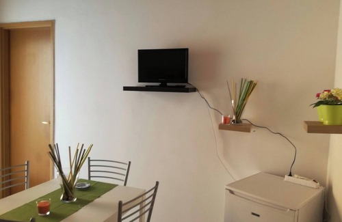 Ragusa Villa | Inviting Villa in Ragusa with Pool and Family-Friendly Amenities