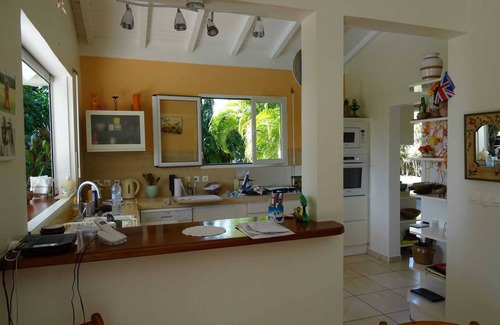 Dampierre Villa | Beachside Villa with Pool, Jacuzzi & 10/10 Guest Rating