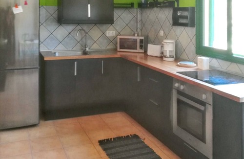Mogan House | Cozy Getaway Near Beach with Pool and Ocean View in Mogán