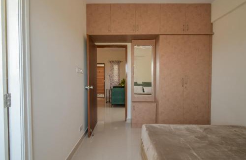 Palm Meadows House | HomeSlice Manor, Premium Apartment in Whitefield
