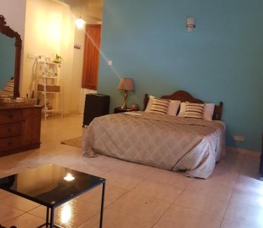 Sri Jayawardenepura Kotte House | Homestay in Rajagiriya with Easy access to Colombo