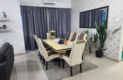 Rembia House | HomestayRossy