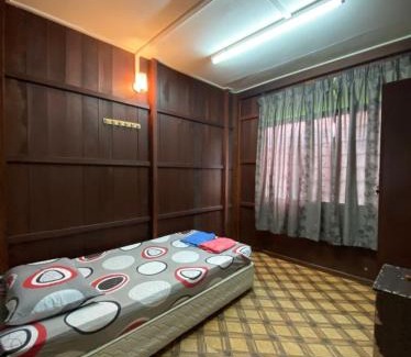 Marang House | Family-Friendly Homestay Near Jeti Pulau Kapas Marang