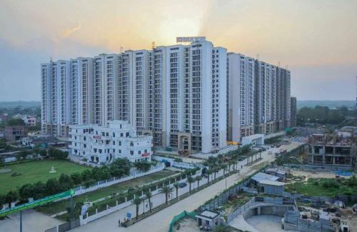 Mohangarh Apartment | Cozy Homestay with Ocean View & Pet-Friendly Amenities