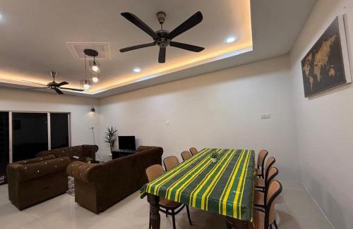 Kampung Kayu Arang House | Homestay Adam's Nur