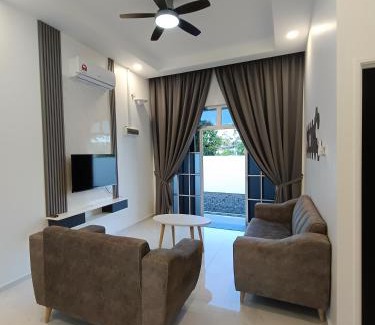 Mersing House | Homestay AGM