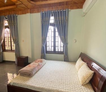 Huong Thuy House | Homestay Anh Đào