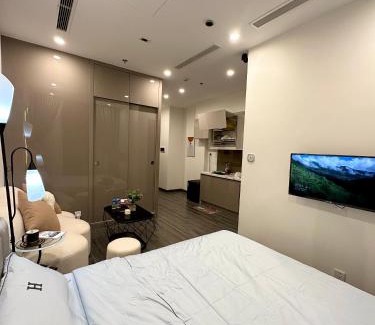 Tu Liem Apartment | Discover Vinhomes Smart City: Family-Friendly Homestay & Pool