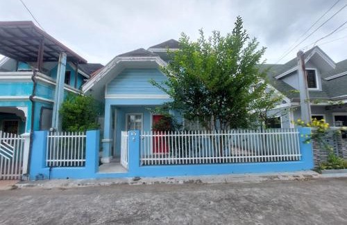 Santa Rosa House | Inviting Homestay at 24 Laguna Bel-Air with Pool Access