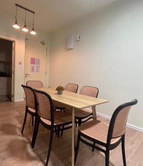 Shah Alam Apartment | Cozy Homestay at Dian Residency with Oceanfront Pool Access