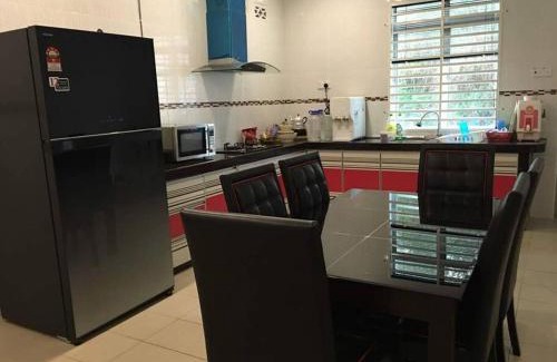 Kangar House | Family-Friendly Homestay Atfa Beseri in Kangar Perlis
