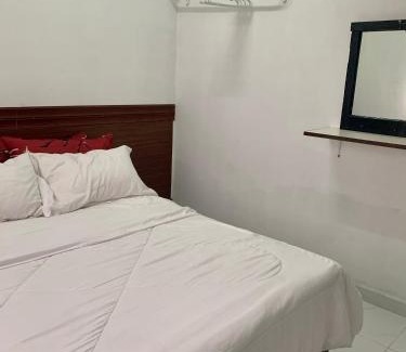 Kawasan Perindustrian Chendering House | Budget-Friendly Stay at Homestay Bajet MokAji - 8.9/10 Rated