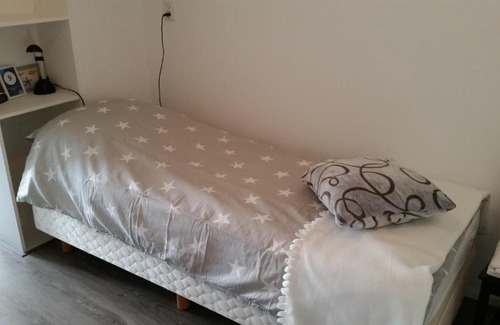 Den Burg House | Top-Rated Homestay Bij Aelita for Your Ideal Getaway