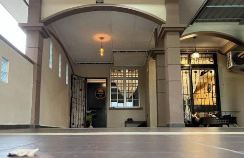 Daerah Kulai Apartment | Family-Friendly Homestay by Tas for Your Next Getaway