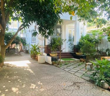 Ninh Kieu House | Budget-Friendly Homestay Cô Gái Việt with Family Amenities