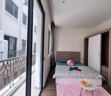 Long Hung House | Homestay Cọ Xanh 8 GenZ