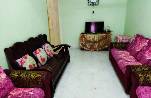 Kampung Tokong House | Discover Homestay Umi Kodiang: Family-Friendly Retreat