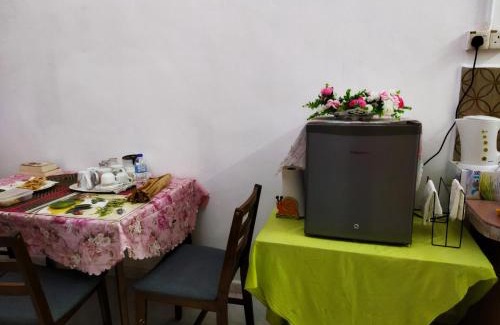 Kampung Tokong House | Discover Homestay Umi Kodiang: Family-Friendly Retreat