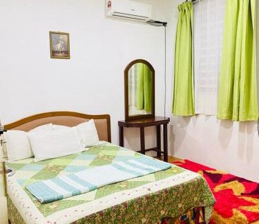 Kepala Batas House | Family-Friendly Homestay Dsenja: A Great Place to Stay