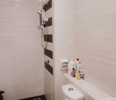 Kempas Apartment | Budget-Friendly Homestay Elsya with Pool & Child Amenities