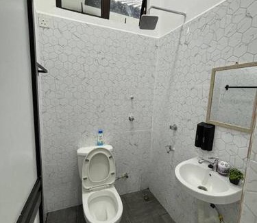 Kampung Batu Tiong House | Cozy Homestay in Kuala Dungun for Budget Travelers