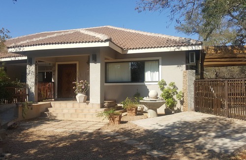 Hoedspruit House | Tranquil Homestay Amidst Wildlife for Ultimate Relaxation