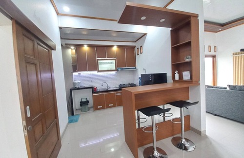 Prambanan House | Discover Homestay Jogja Prambanan: Family-Friendly Retreat