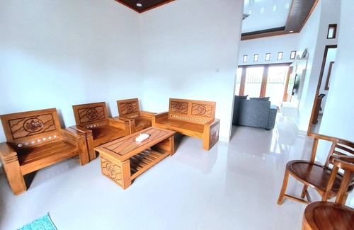 Prambanan House | Discover Homestay Jogja Prambanan: Family-Friendly Retreat