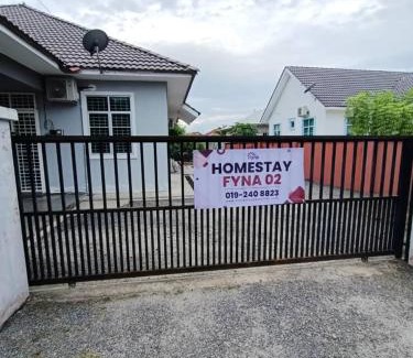 Bukit Kuang House | Cozy Homestay Kemaman Fyna02: Ideal for Families in Bukit Kuang