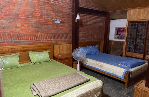 La Gi Ski Chalet | Explore Homestay Lý Gia: Family-Friendly Beach Retreat
