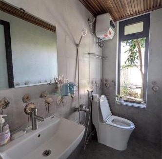 Huong Thuy Apartment | Cozy Homestay Mộc Nhi: 4-Star, Pet-Friendly Retreat