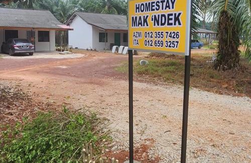 Bukit Gambir House | Homestay Mak 'Ndek