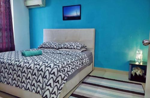 Seksyen 13 Apartment | Relaxing Stay at Homestay Menara U MSU with Pool & Hot Tub