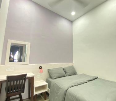 Kampung Gertak Seratus Apartment | Guest Rated 10/10 at Homestay Myya - Perfect for Families