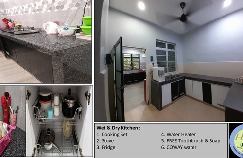 Kuantan House | Family-Friendly Homestay Steps from the Beach for 15 Guests