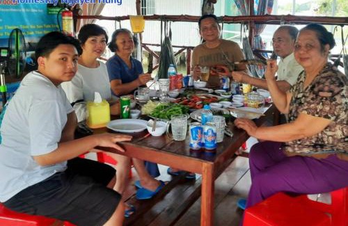 Ngoc Hien Hotel | Pet-Friendly Getaway at Homestay Nguyễn Hùng - Rated 10/10