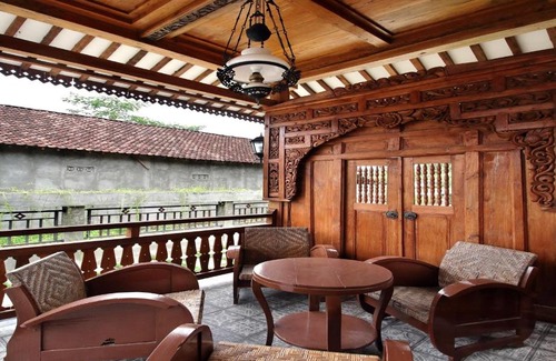 Bangunjiwo House | Discover Family-Friendly Comfort at Homestay Omah Bata