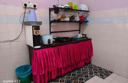 Kuala Rompin Apartment | Budget-Friendly Stay at Homestay Pak Do in Rompin