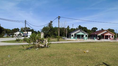 Kampung Bentan House | Guest Rated 9/10: Homestay Pekan Pahang for Families