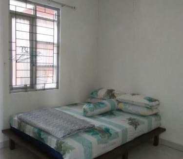 Garut House | Discover Comfort at Homestay Pesona for Your Next Getaway